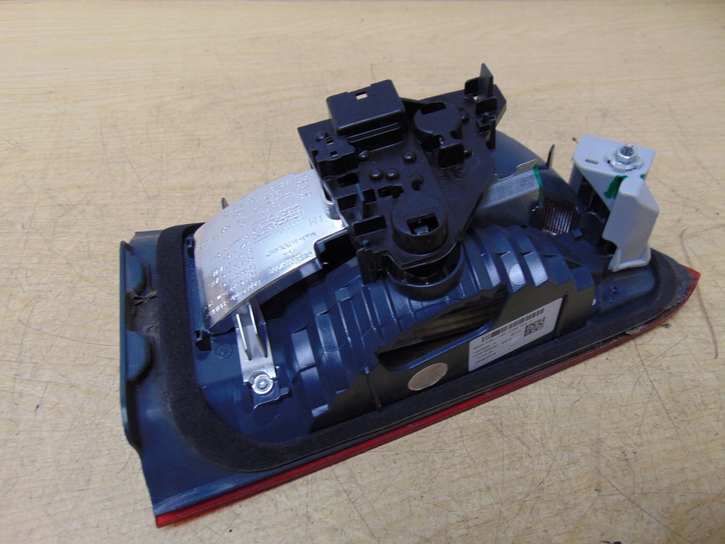 фото №13, Лампа левая задняя bmw x1 f84 europa