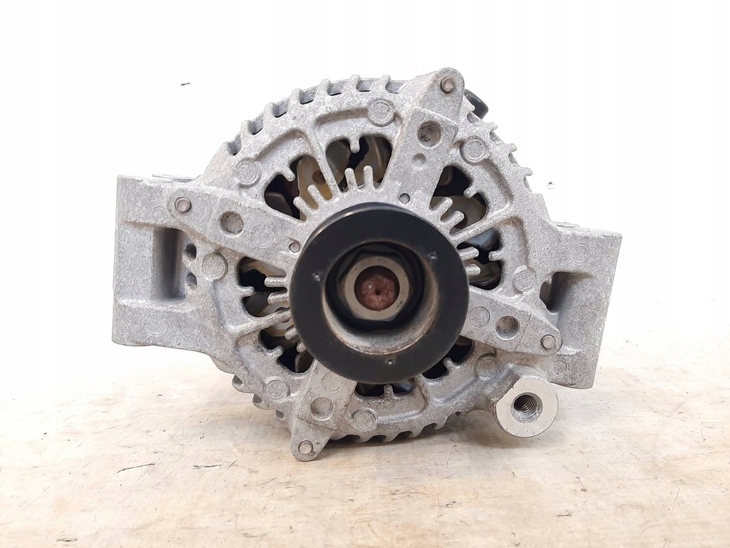 фото №6, Генератор bmw m5 f10 m6 f06 f12 f13 x5m f85 x6m f86