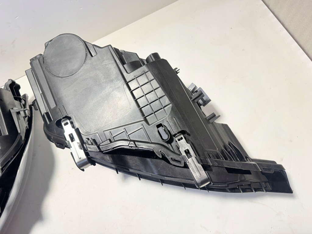 Купити Volvo xc60 2 2 фара фари передні full led рестайлінг  2