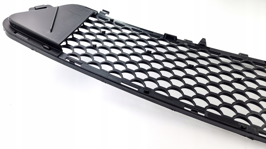 фото №14, Решётка средняя бампера перед mercedes e klasa w212 оригинальный номер a2128851253