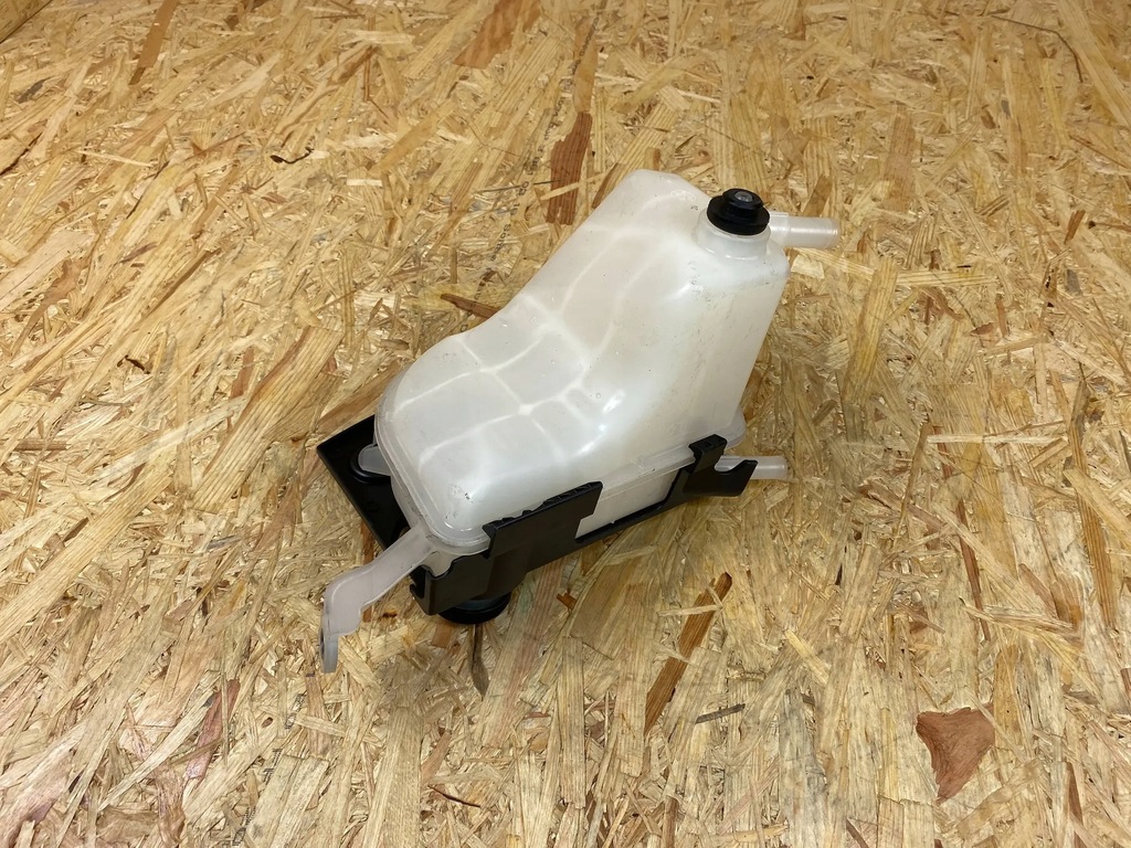 фото №8, Бак бачок расширительный lexus ct 200h 16480-28080 2012-