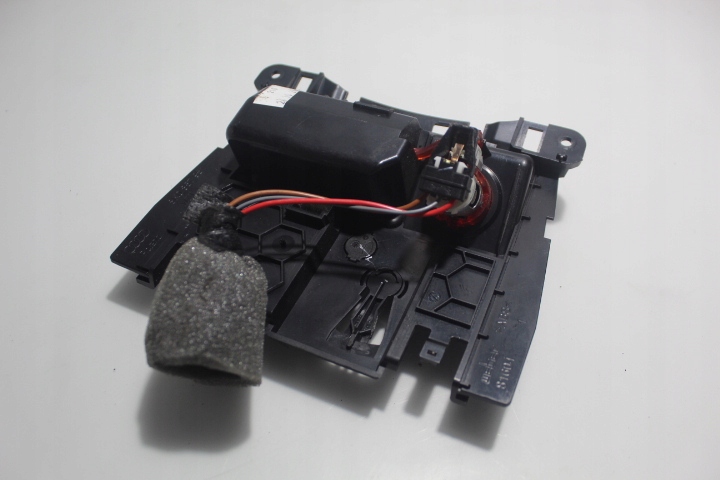 фото №3, Пепельница audi a4 b8