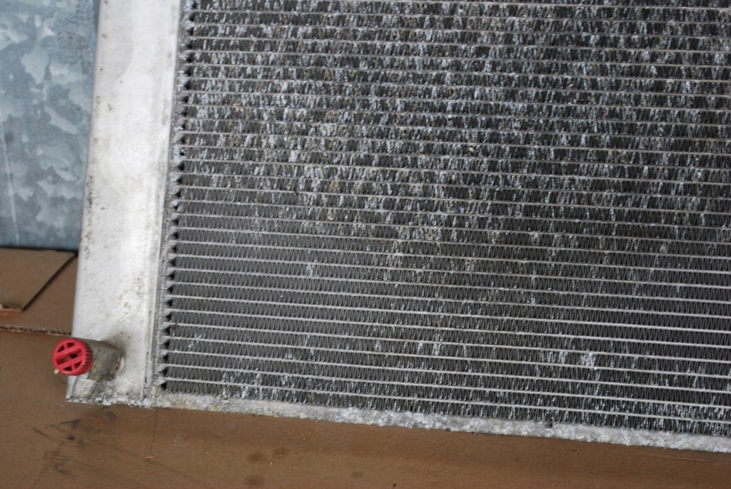 Радіатор води bmw e60 3.0d 7795878 Зі Шроту