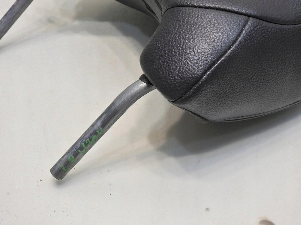 фото №7, Підголівник перед динамік volvo v70 ii