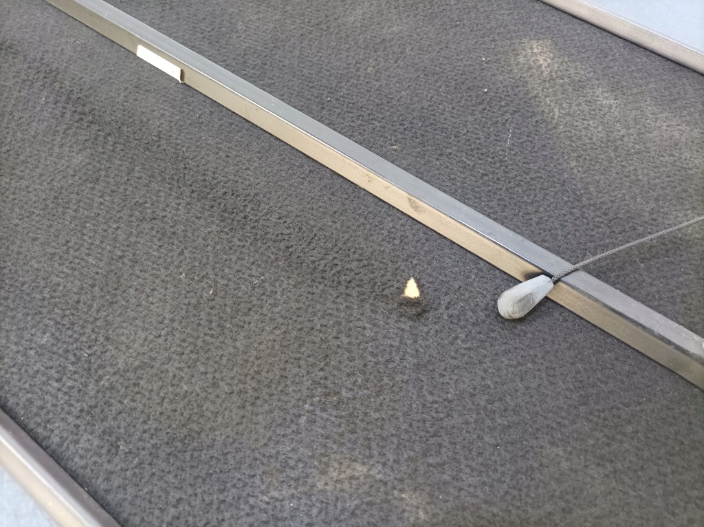 Mercedes a w168 обшивка підлога багажника в Україні