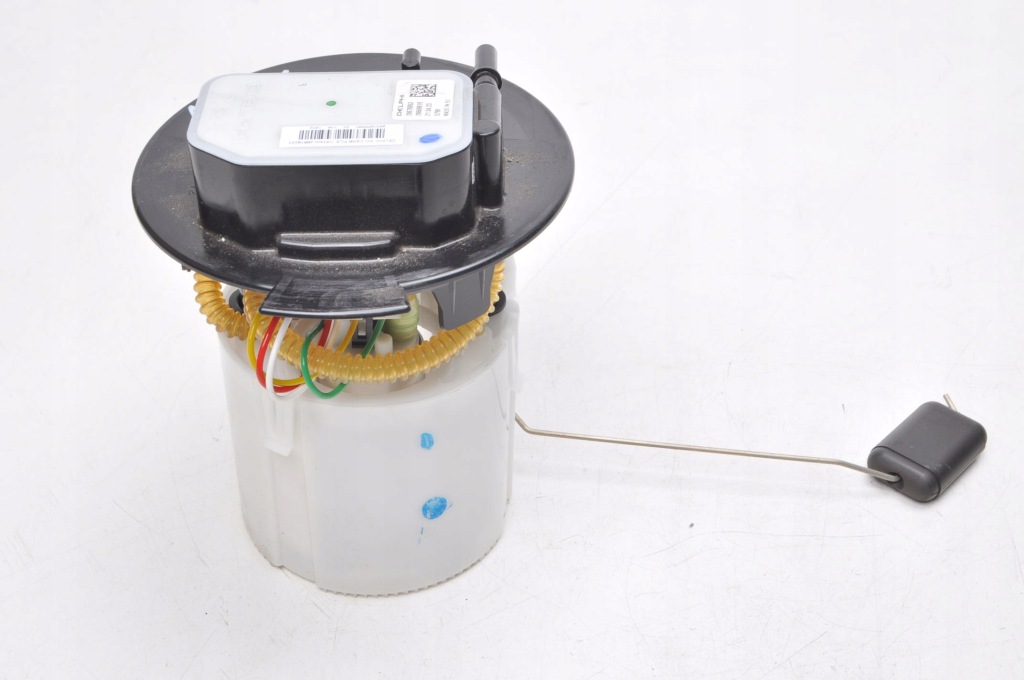 фото №1, Opel astra l 1.2 12v 131km насос топлива 9830956580 2023