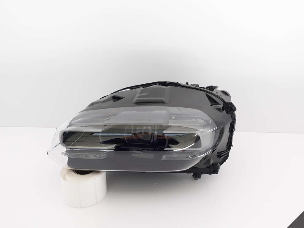 фото №1, Porsche taycan 9j1 лампа full led pdls+ левая eu