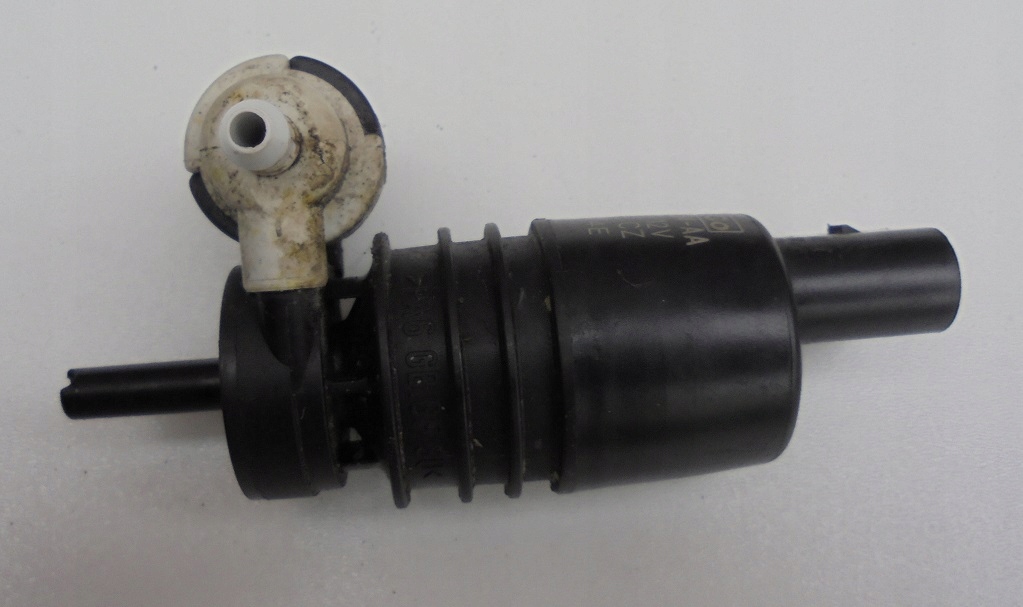 фото №1, Kuga escape mk2 12-19 помпа омивача