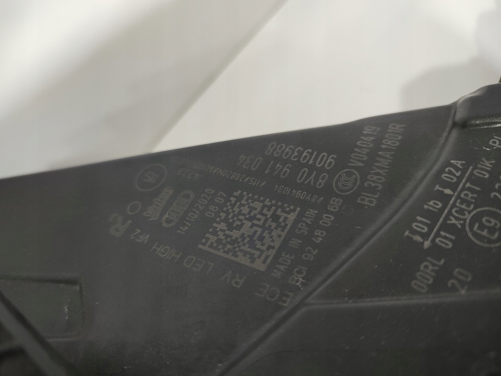 фото №3, Лампа перед правая full led matrix audi a3 s3 8y