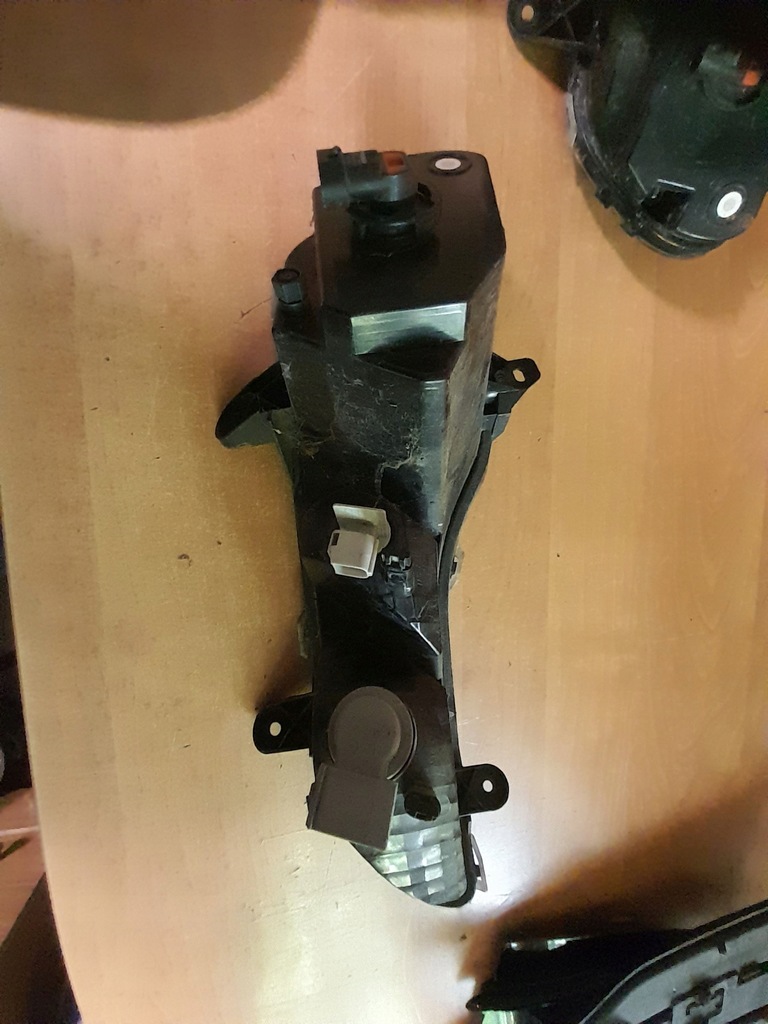 фото №9, Противотуманная фара p+l ford kuga ii 2 cv4413b220bf cv4413b221