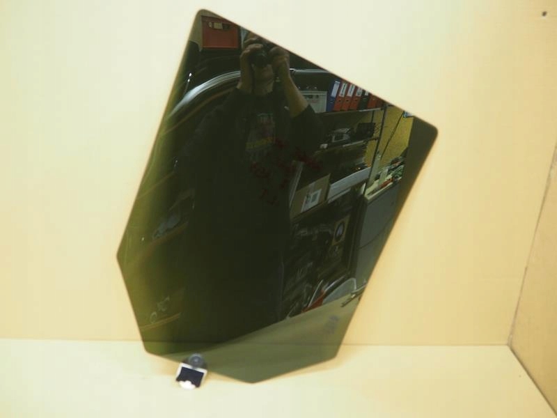 фото №2, Стекло дверь левая задняя range rover sport i