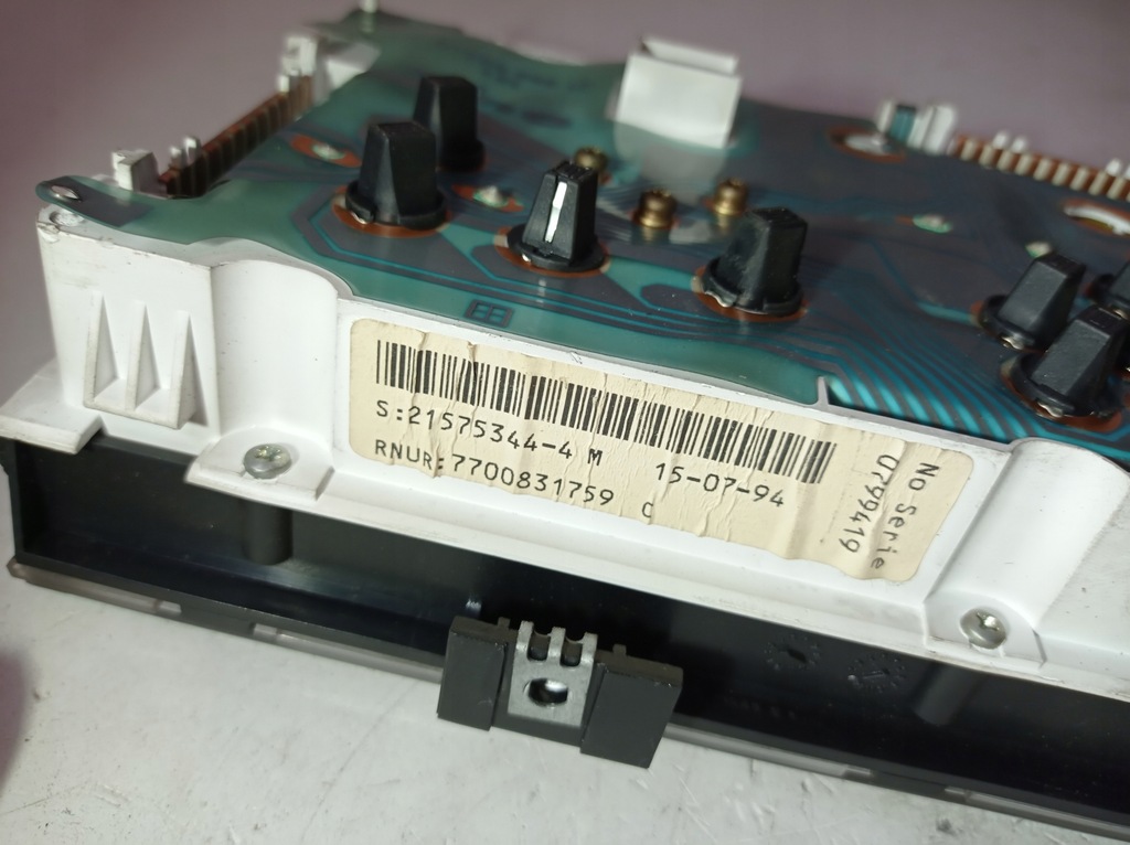 фото №7, Renault оригинальный номер 7700831759