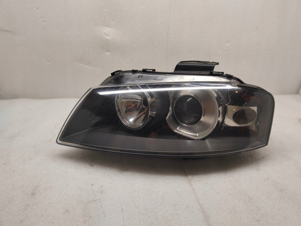 фото №1, Audi a3 8p ксенон лампа правый перед 890941003m