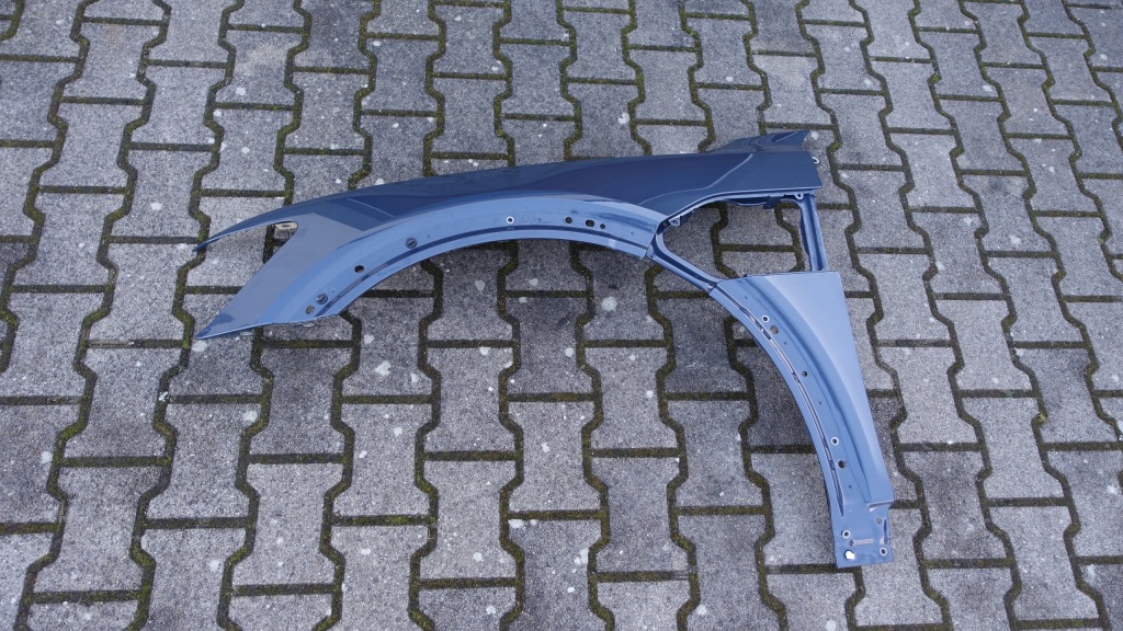 Audi e-tron 4ke крило ліве передній Недорого