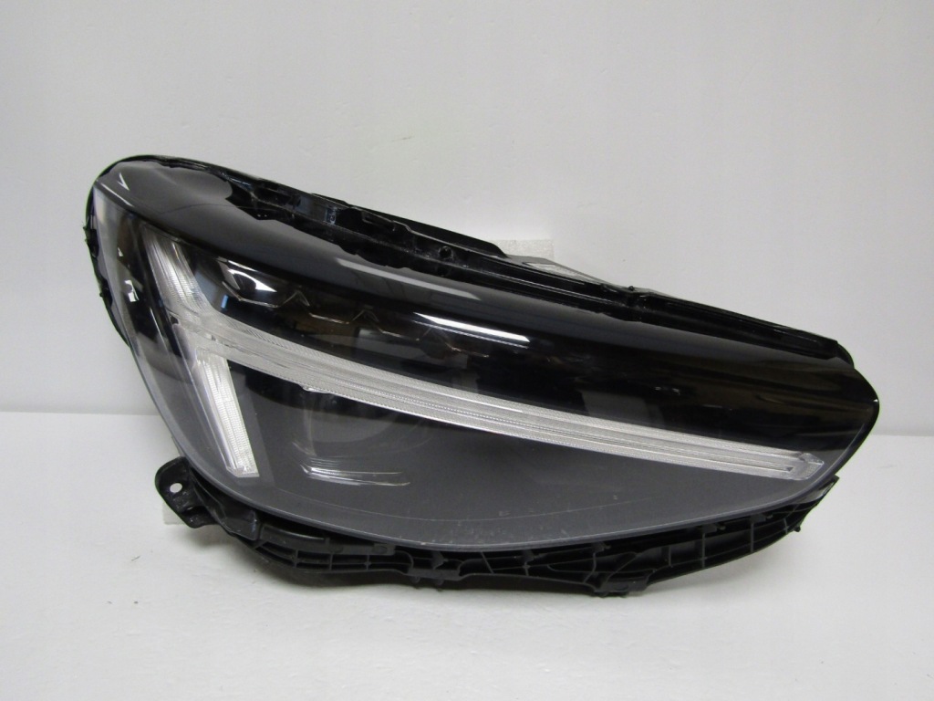 Купить Фара перед volvo xc40 рестайлинг  full led pixel 22- rh 32392325