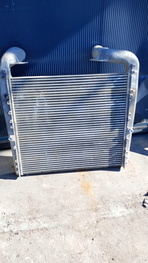 Купити Scania r420 радіатор інтеркулер 1795730