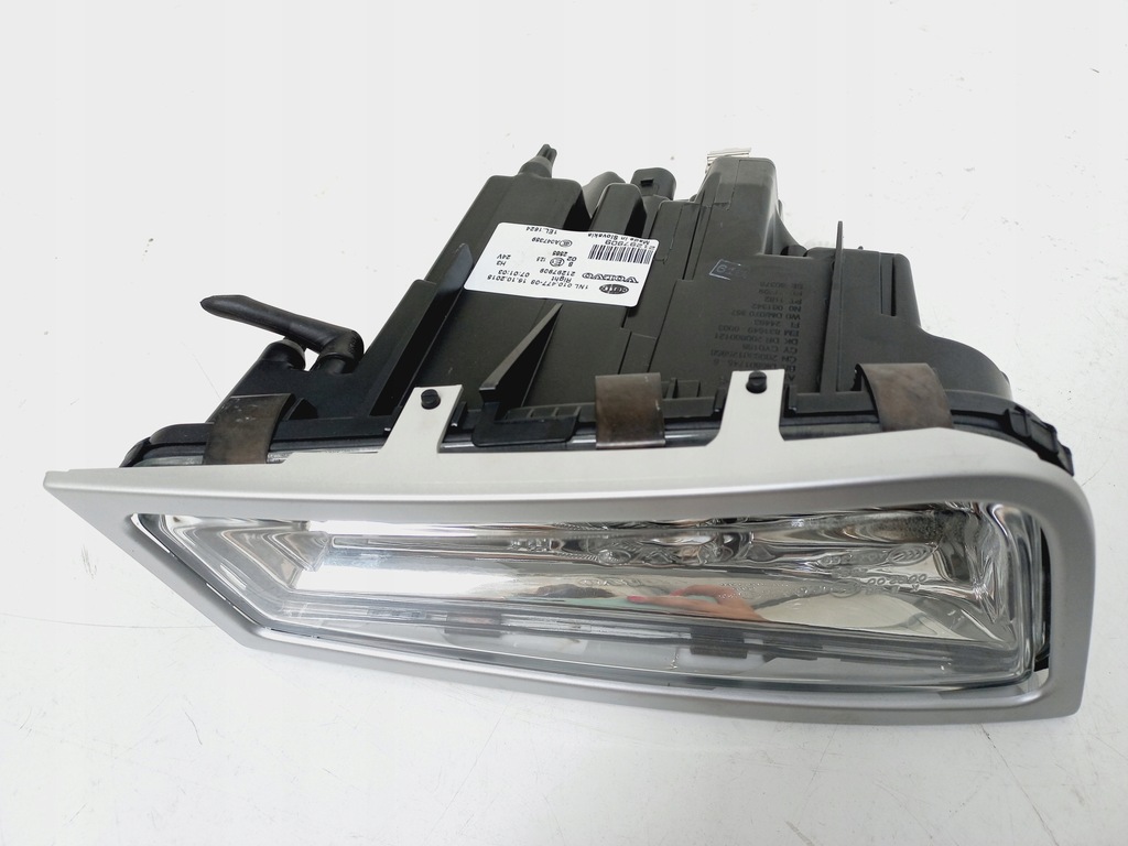 фото №11, Новый оригинальный противотуманная фара противотуманный volvo fh 13 lift