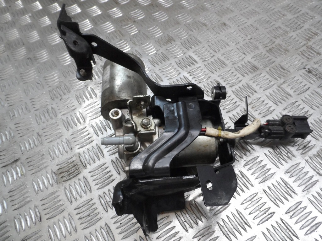 фото №1, Насос тормозная toyota chr c-hr 47070-47070