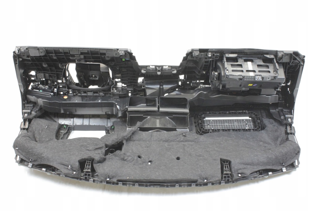 фото №8, Приборная панель консоль приборная sensatec szary шов bmw u06 active tourer