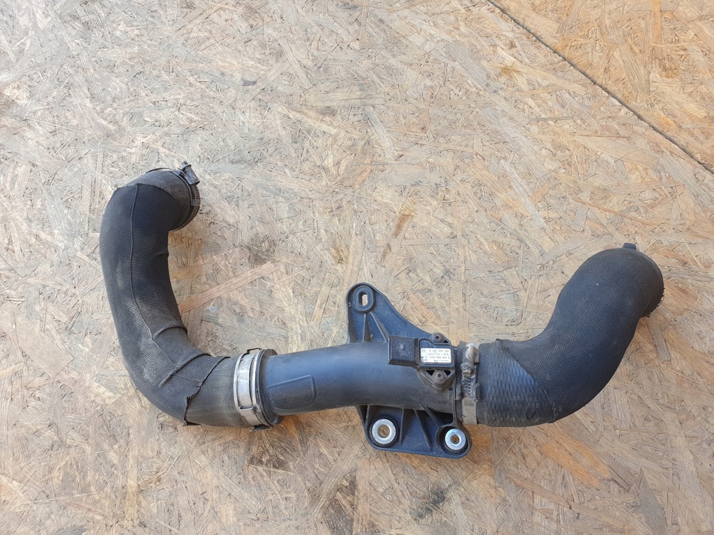 фото №1, Audi a5 8t a4 b8 труба интеркулер 8k0145673e