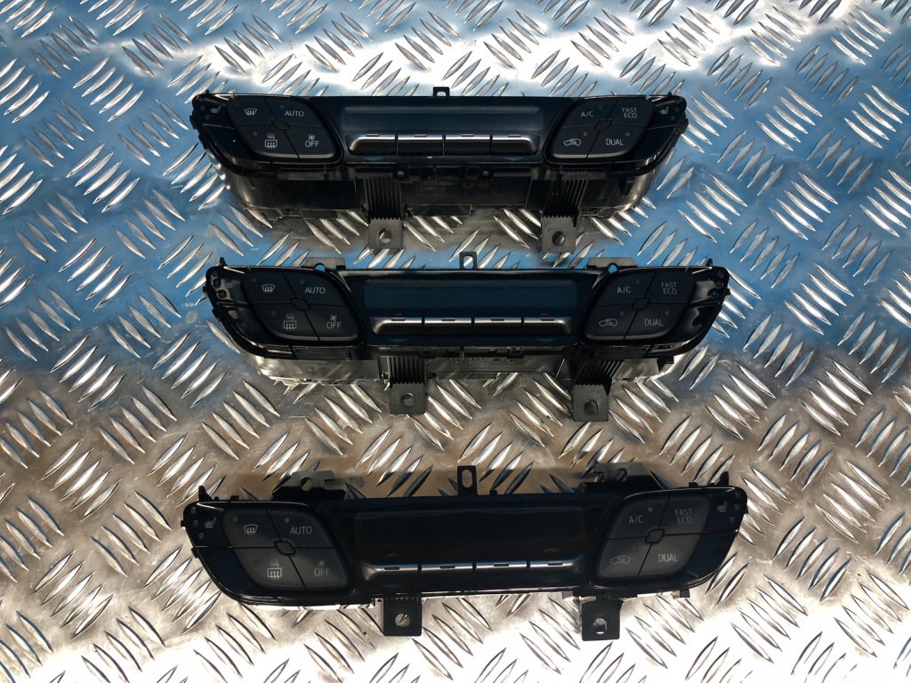 фото №1, Toyota c-hr chr панель кондиционера