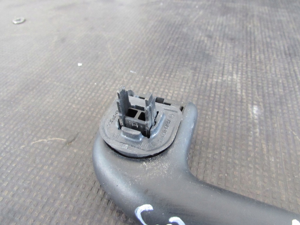 фото №7, Ручка потолочная левый перед 74612-b7040 toyota corolla e21 1.8 b hybrid 19-2