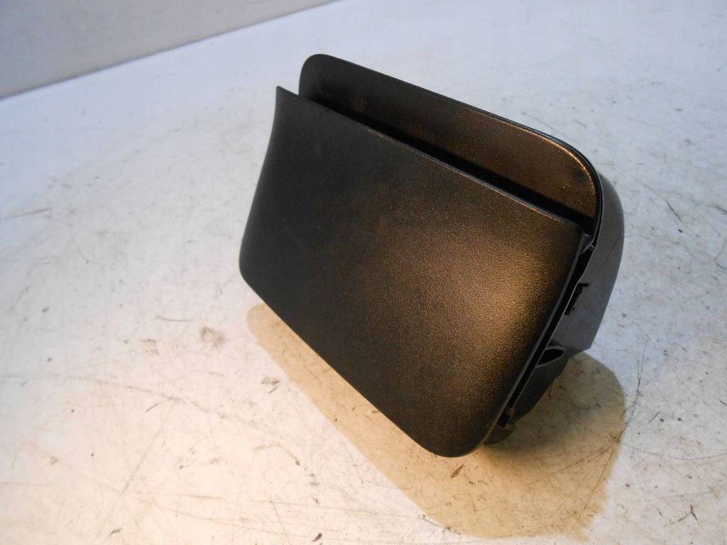 фото №8, Skoda octavia iv 4 бардачок туннель задняя 5e3863284