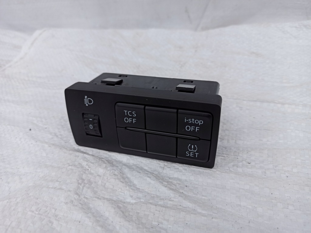 фото №1, Mazda cx-3 вимикач панель tcs i-stop dh9n66170a