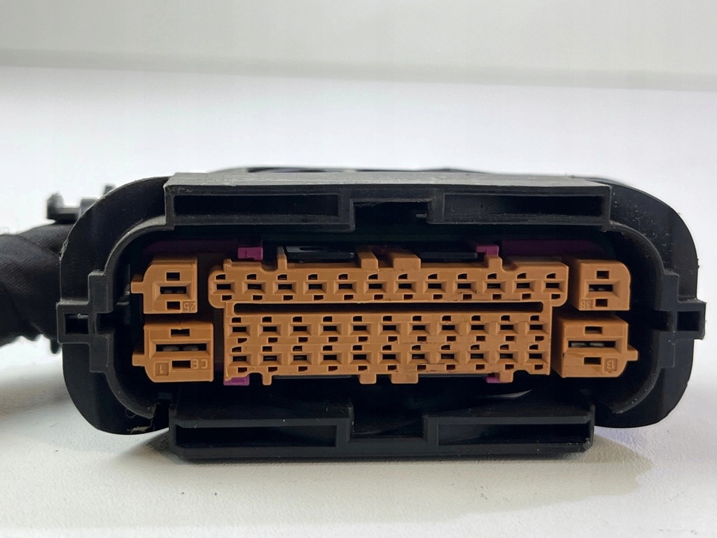 фото №6, Штекер колодка насоса abs audi a1 8x skoda rapid