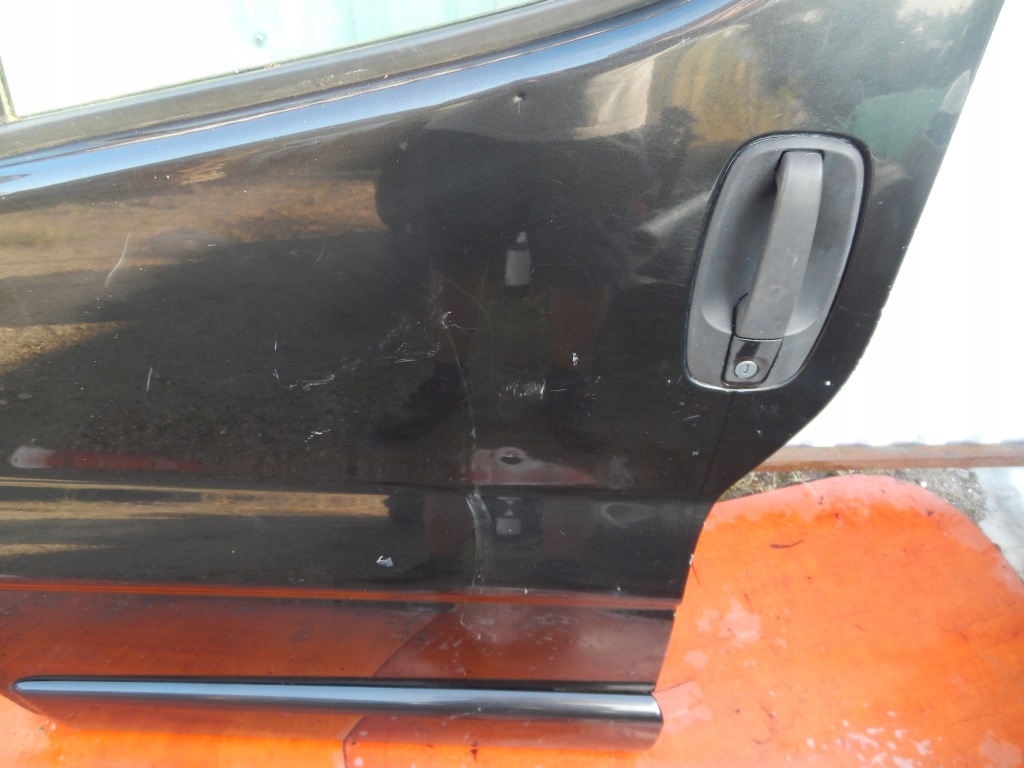 фото №6, Дверь левая перед trafic vivaro primastar 01-