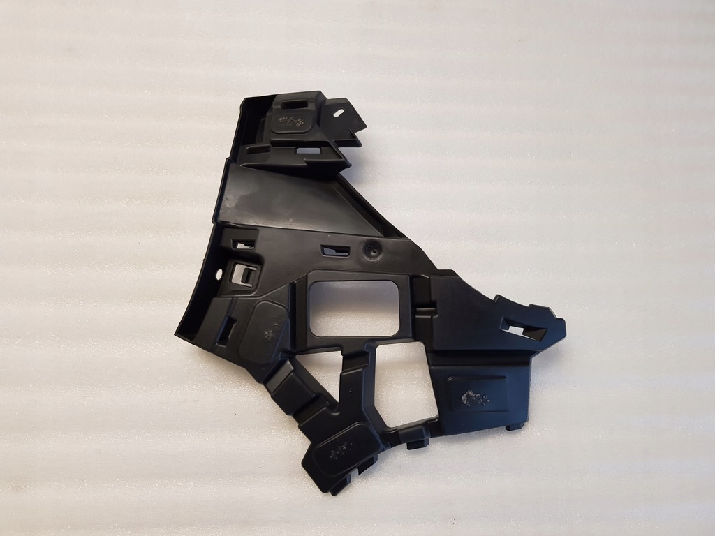 фото №1, Renault megane iv напрямна бампера лівий перед