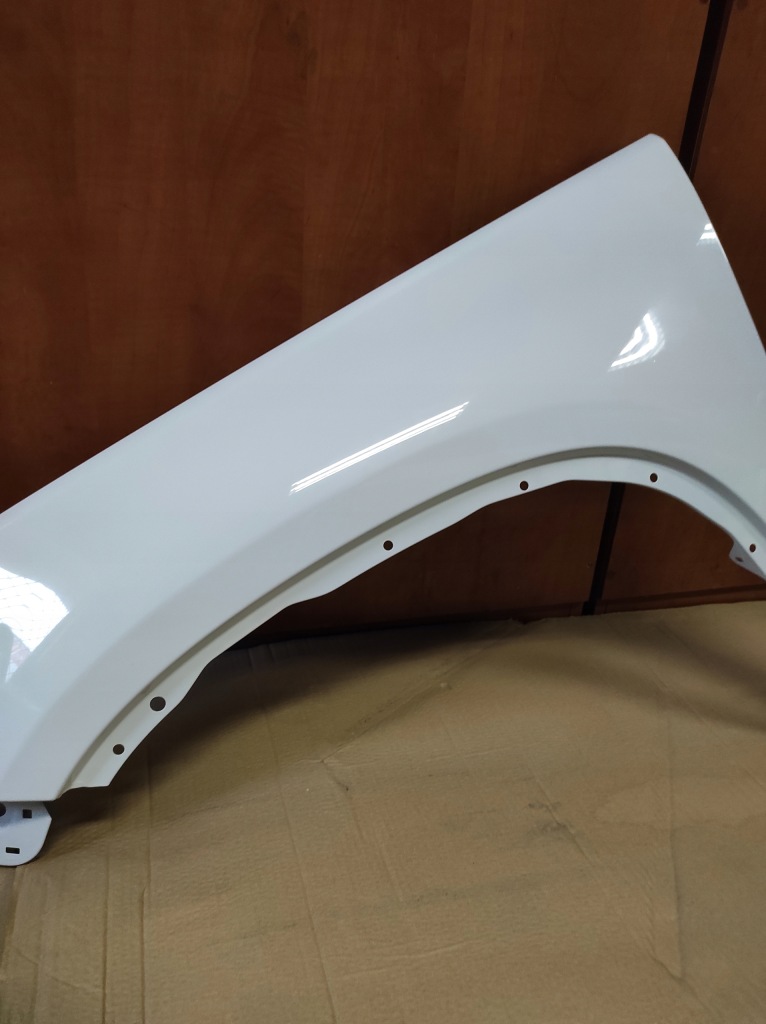 Крыло  левое  перед volkswagen tiguan 1 lb9a Оригинал