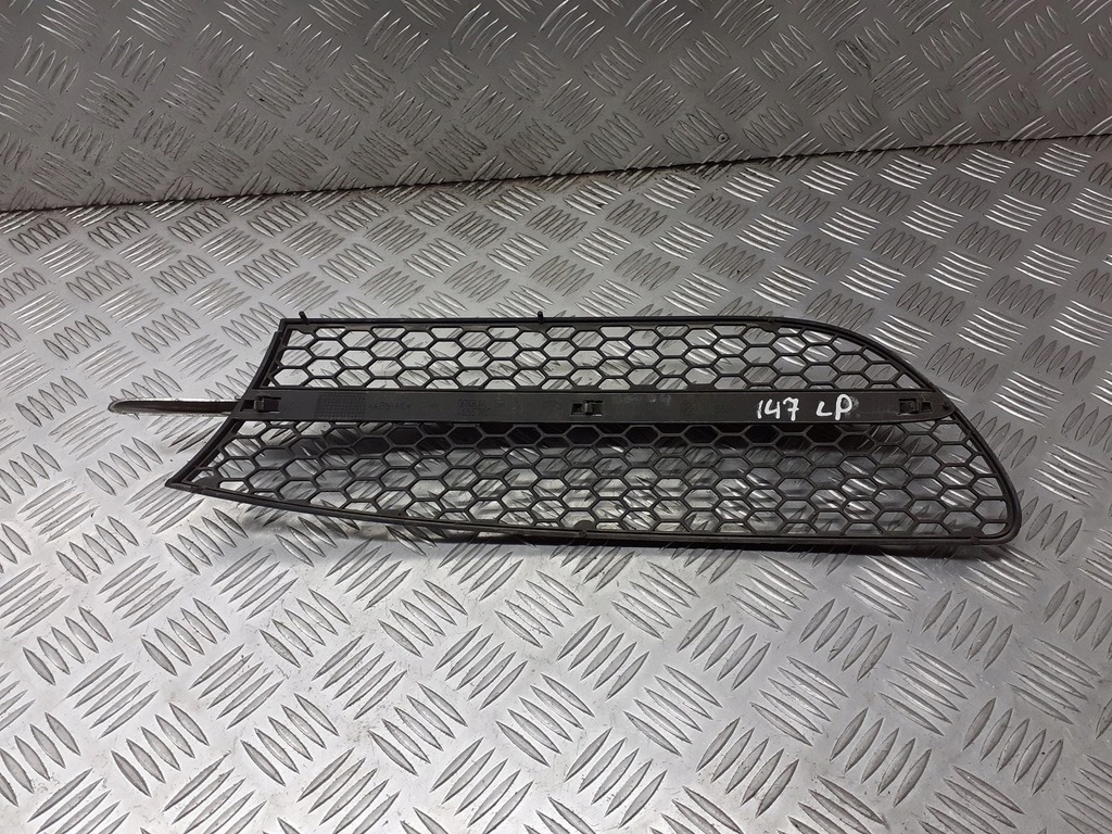 фото №2, Заглушка бампера левая передняя alfa romeo 147