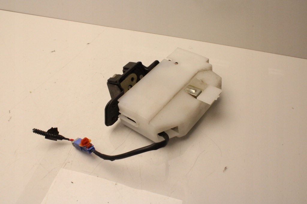 фото №5, Honda jazz ii 01r- замок крышки багажника задняя