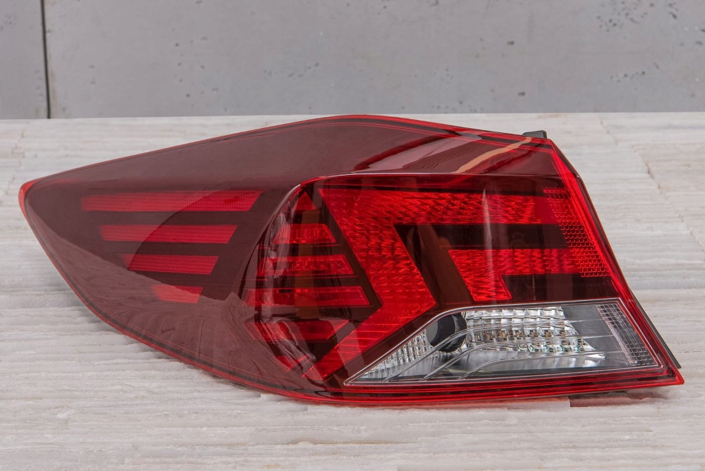 Hyundai elantra vi ad 2018-2020 кузовная фара задняя левая 92401f2500 Оригинал