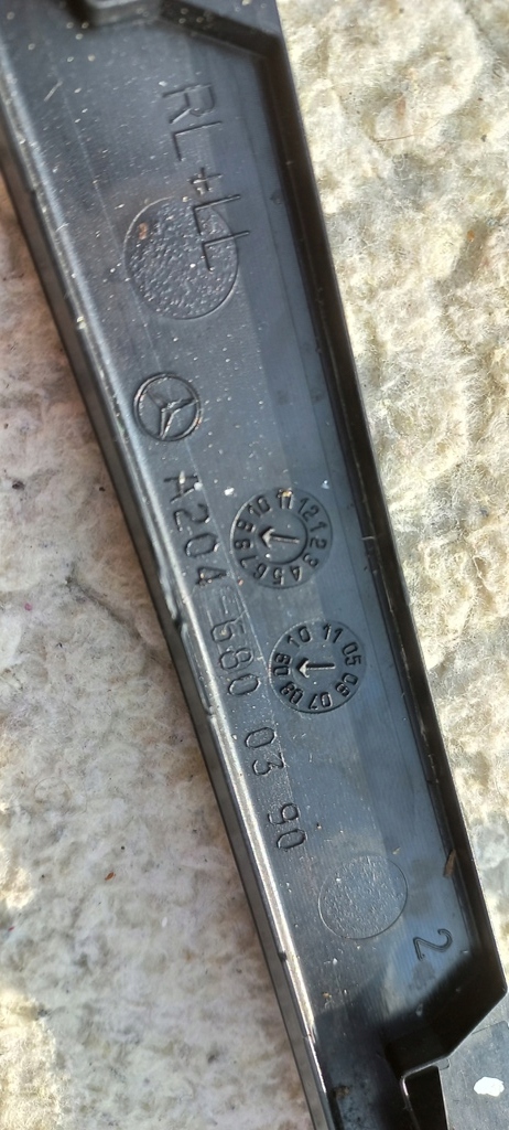 фото №5, Панель рамка кондиционера 2046800390 mercedes w204