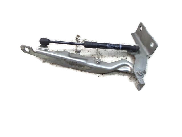 фото №1, Volvo s60 v60 петля капот правий 30799179 rh