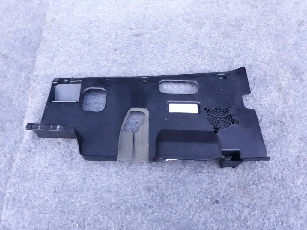 фото №1, Защита консоли нижняя левая bmw f15 x5