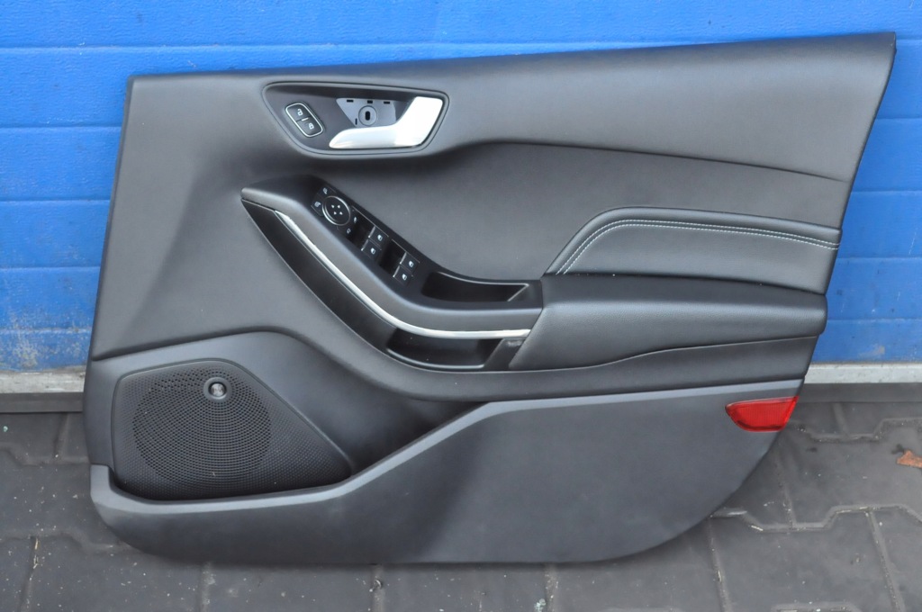 фото №9, Ford fiesta mk8 st 5d перехідник салону сидіння recaro заднє сидіння шкіра anglik