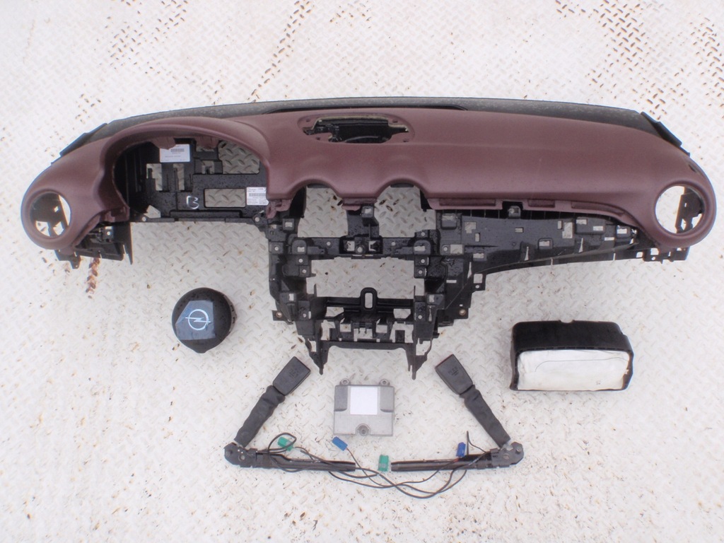 фото №1, Opel adam приборная панель приборная панель консоль подушки безопасности ремни