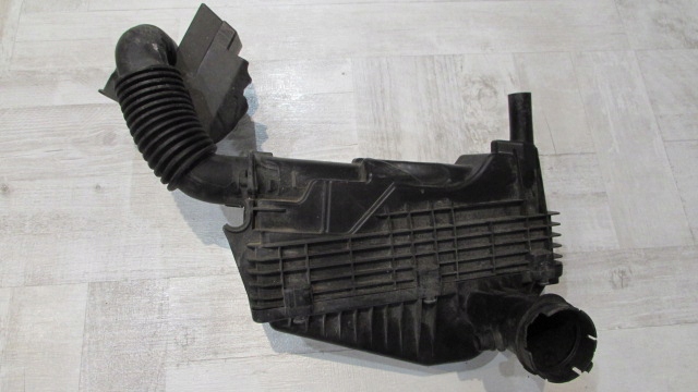 фото №1, Корпус фильтра воздуха peugeot 206 +