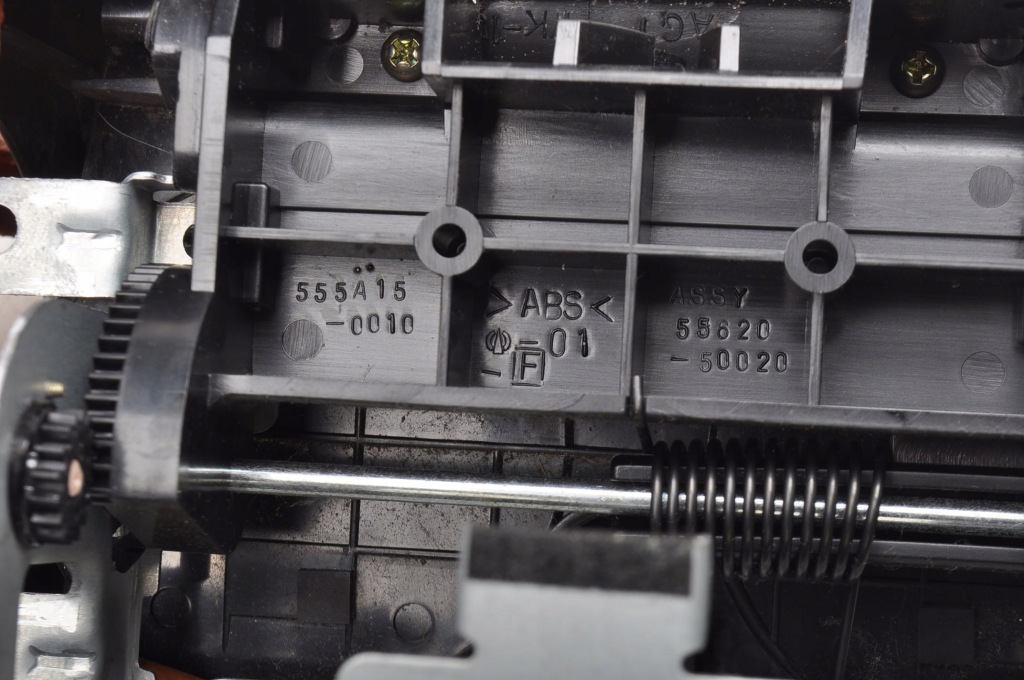 фото №3, Lexus ls ii кронштейн na чашка підсклянник 55620-50020