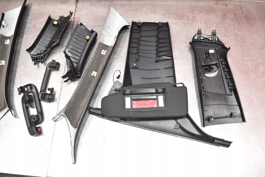 фото №8, Стеля czarna стійки ручки захист volvo s40 2 ii 5d hb lift 16-20