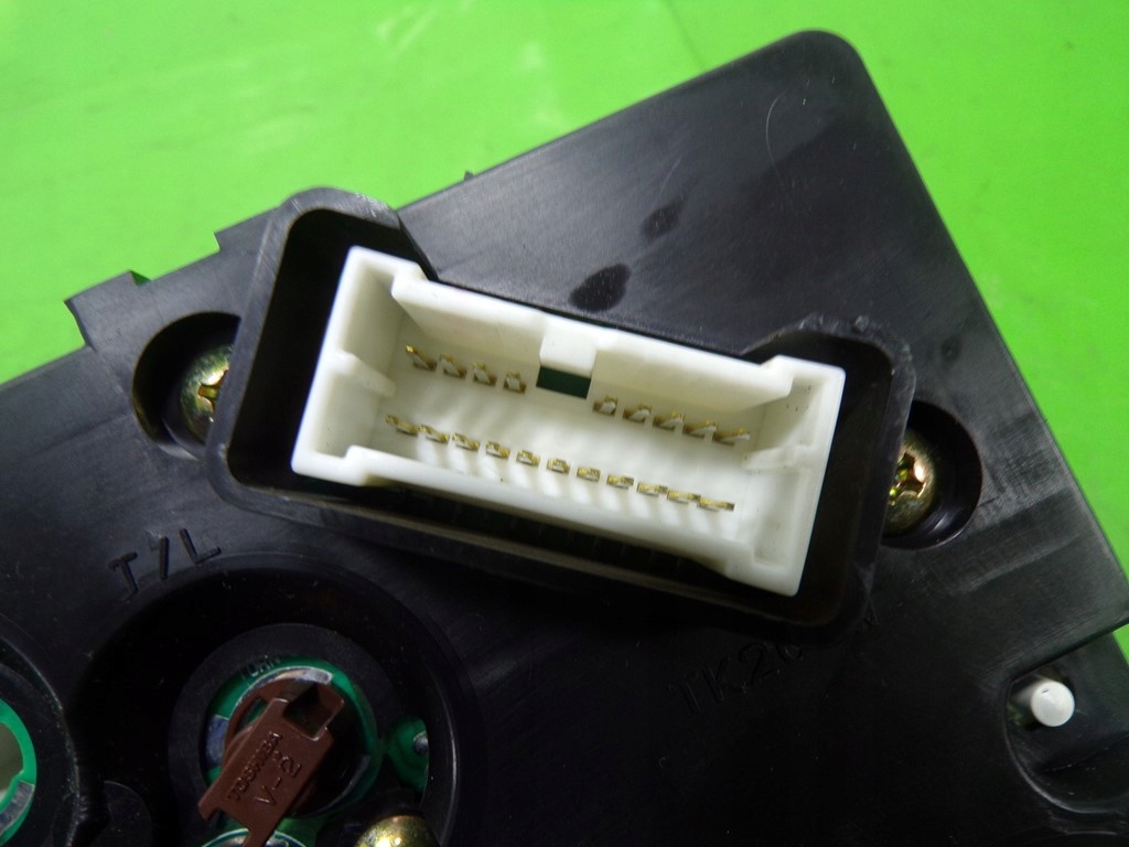 фото №8, Nissan almera tino счетчик приборы спидометр bu000