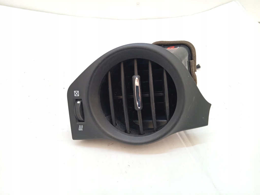 фото №2, Решітка обдув права lexus is ii