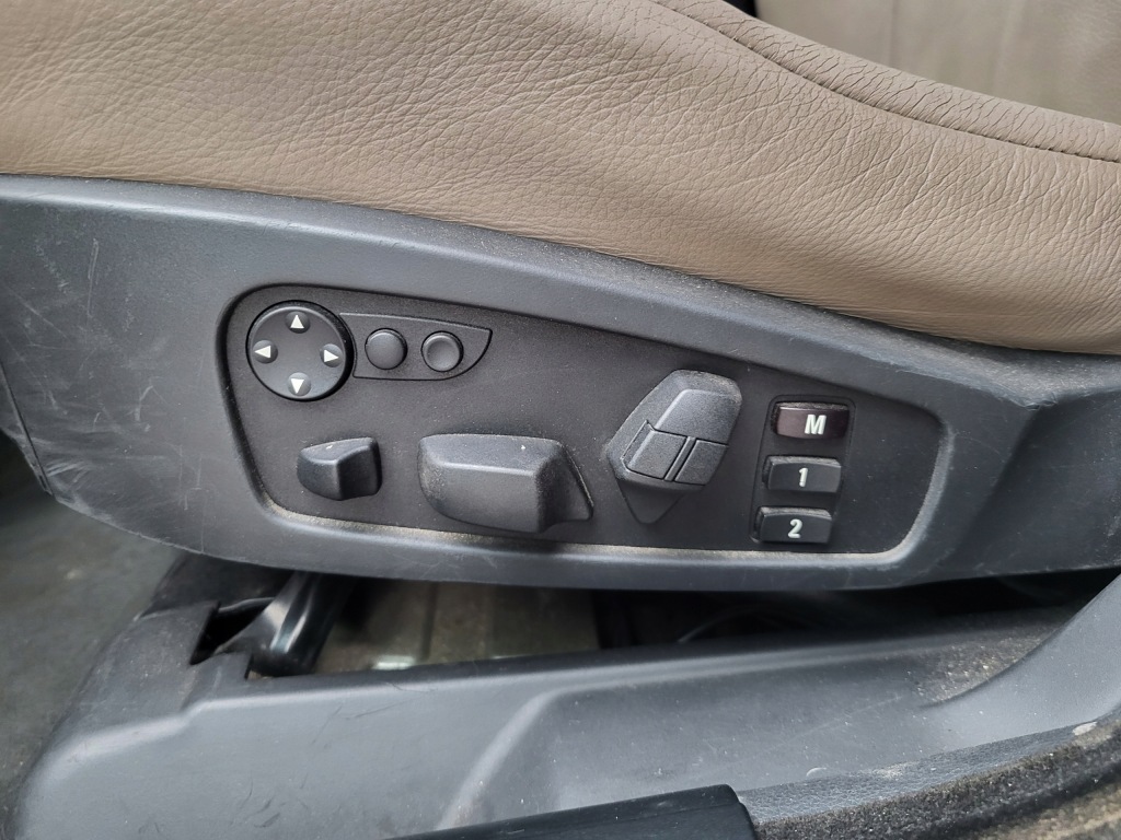 фото №7, Bmw e61 06r сидіння заднє сидіння обшивки комфорт шкіра обшивки europa dakota