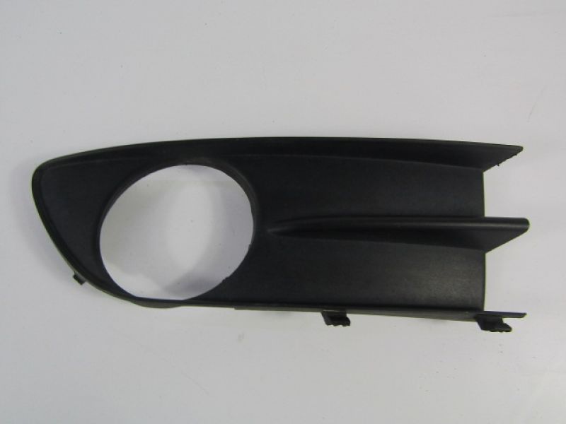 фото №8, Laguna ii решітка заглушка бампера 01-05 права