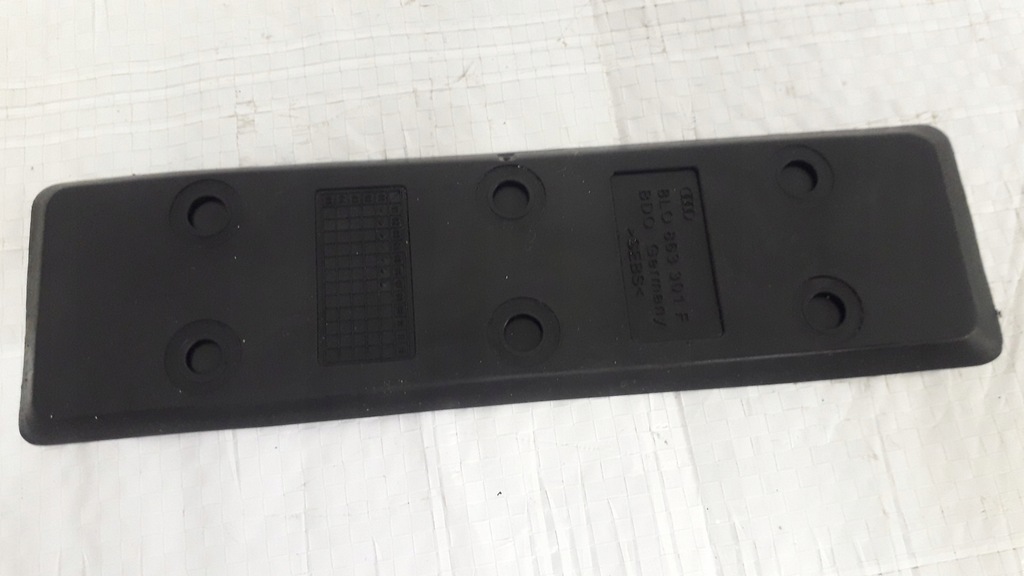 фото №13, Резинка туннель бардачка audi a3 8l lift 8l0863301f