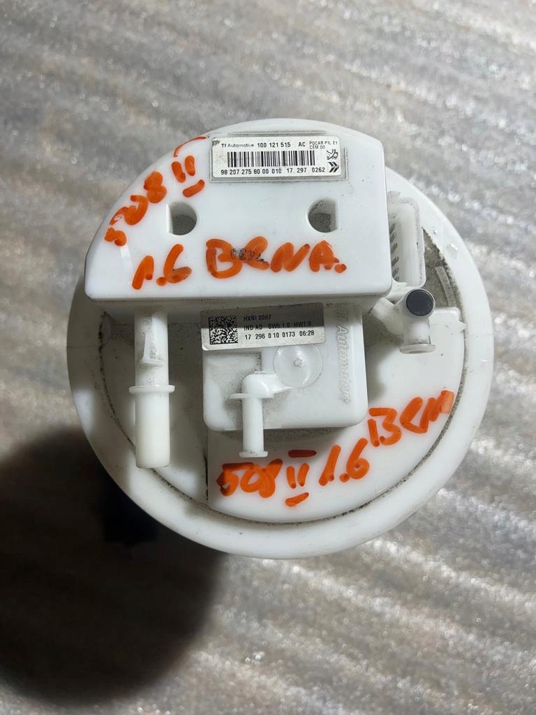 Купити Psa насос пального 9820727580