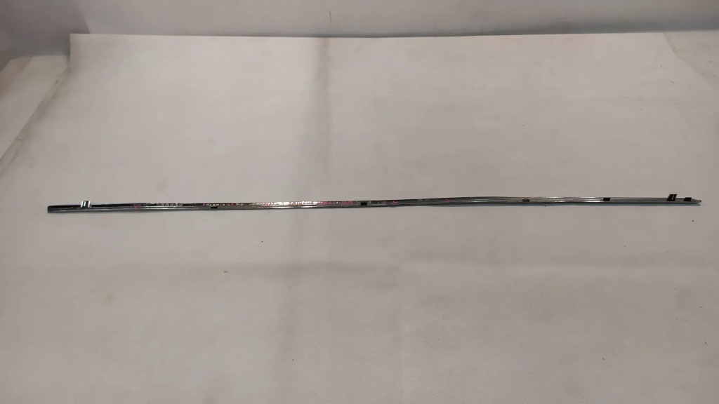 фото №1, Молдинг кровельная a1666981462 mercedes w166